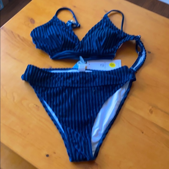 BRAND NEW! Cupshe bathing suit 👙 - Picture 1 of 5